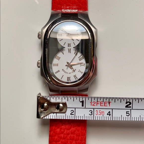 Signature Large Womans Philip stein watch. - Picture 7 of 8